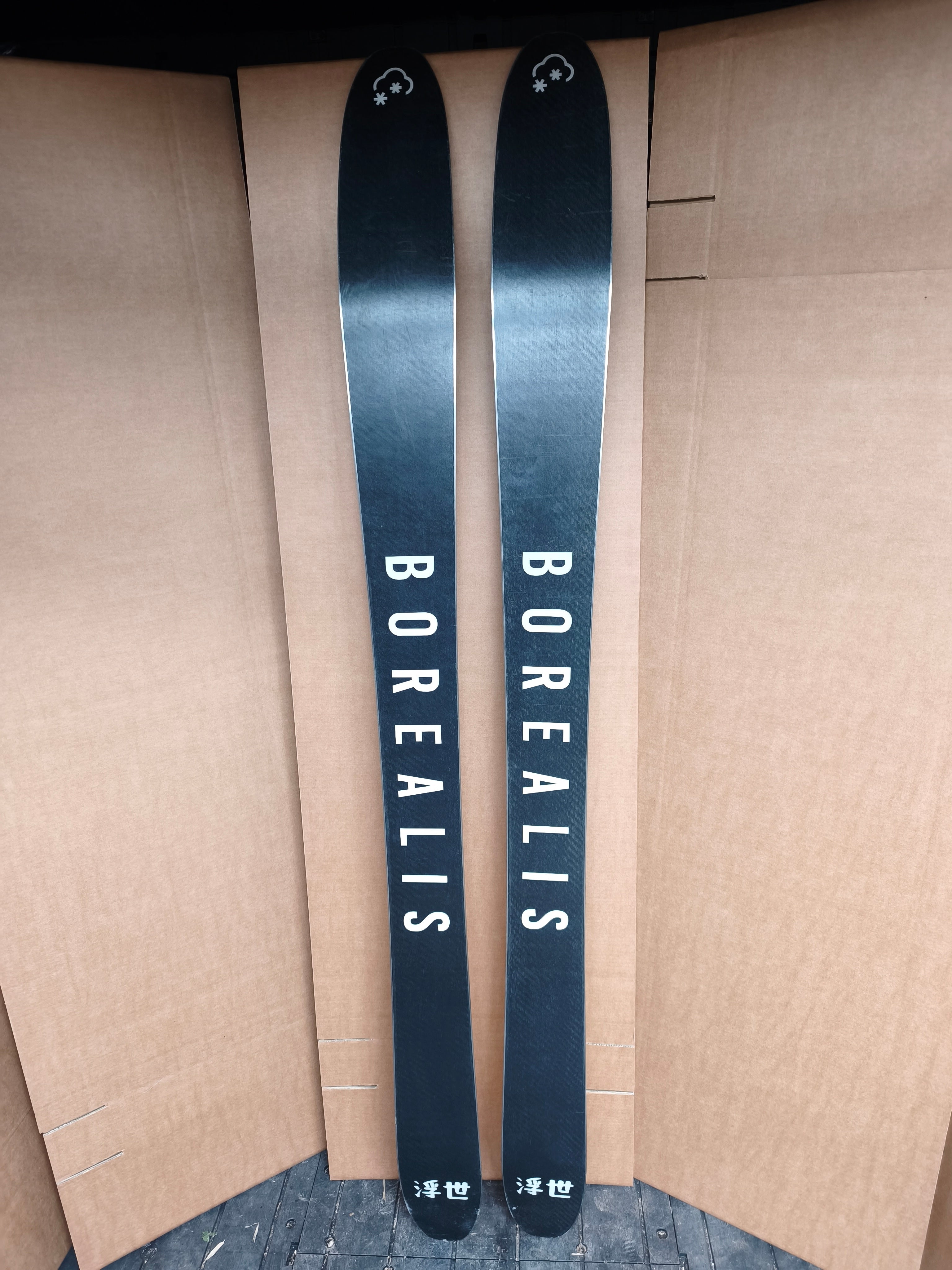 UKIYO 184 Freeride Skis – NEW