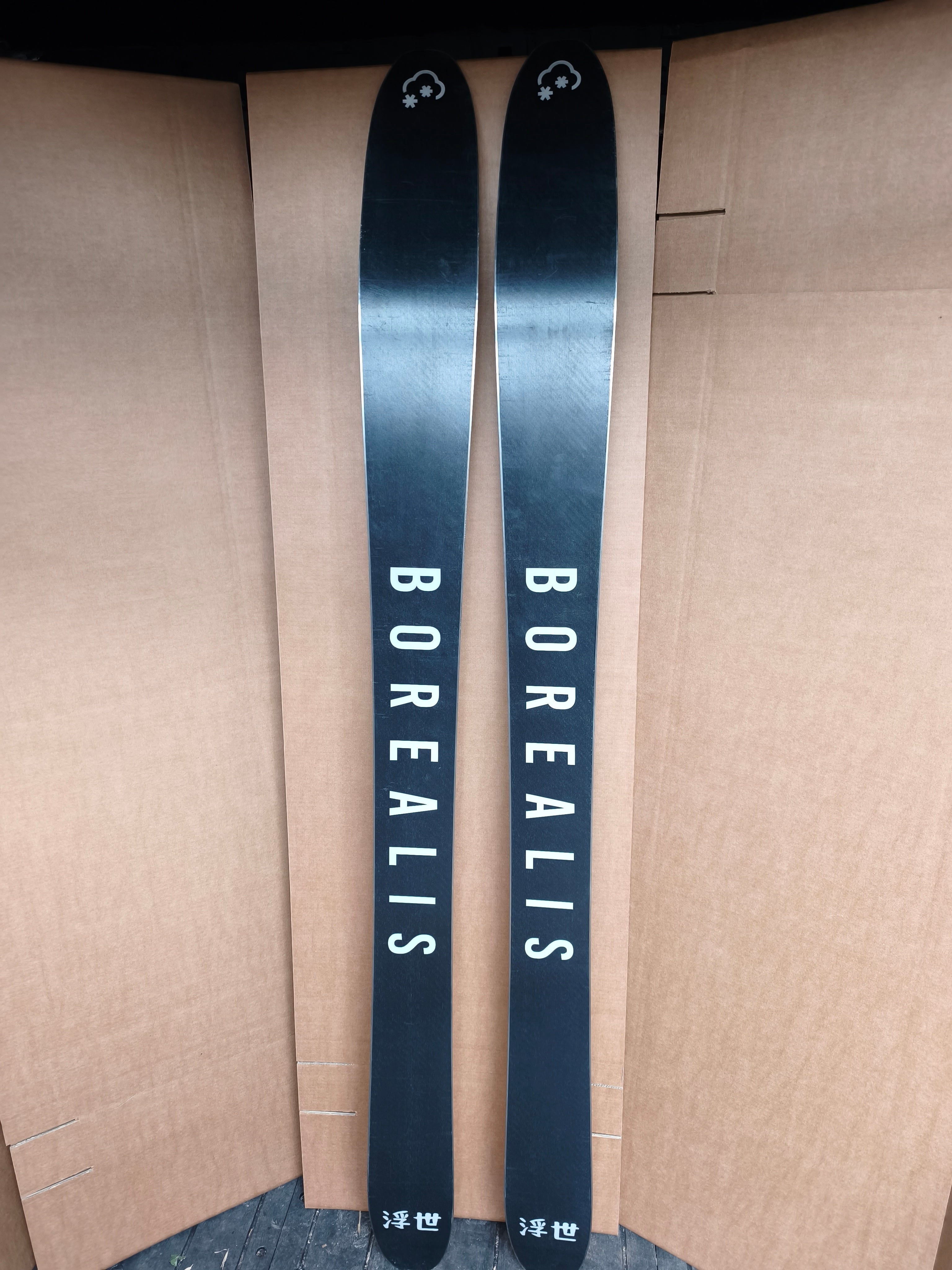 UKIYO 184 Freeride Skis – NEW