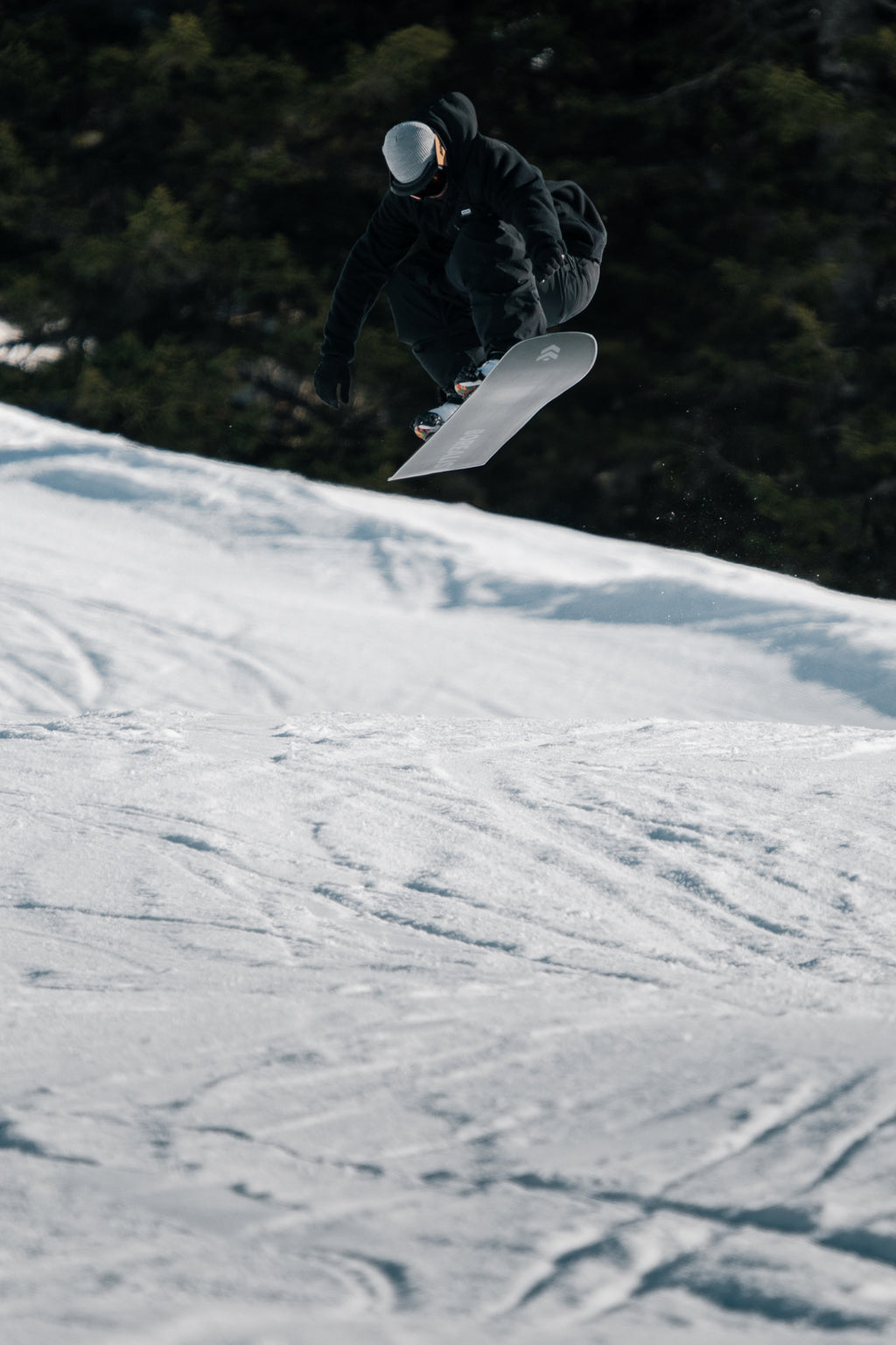 [PRE-ORDER] Borealis Marauder Snowboard