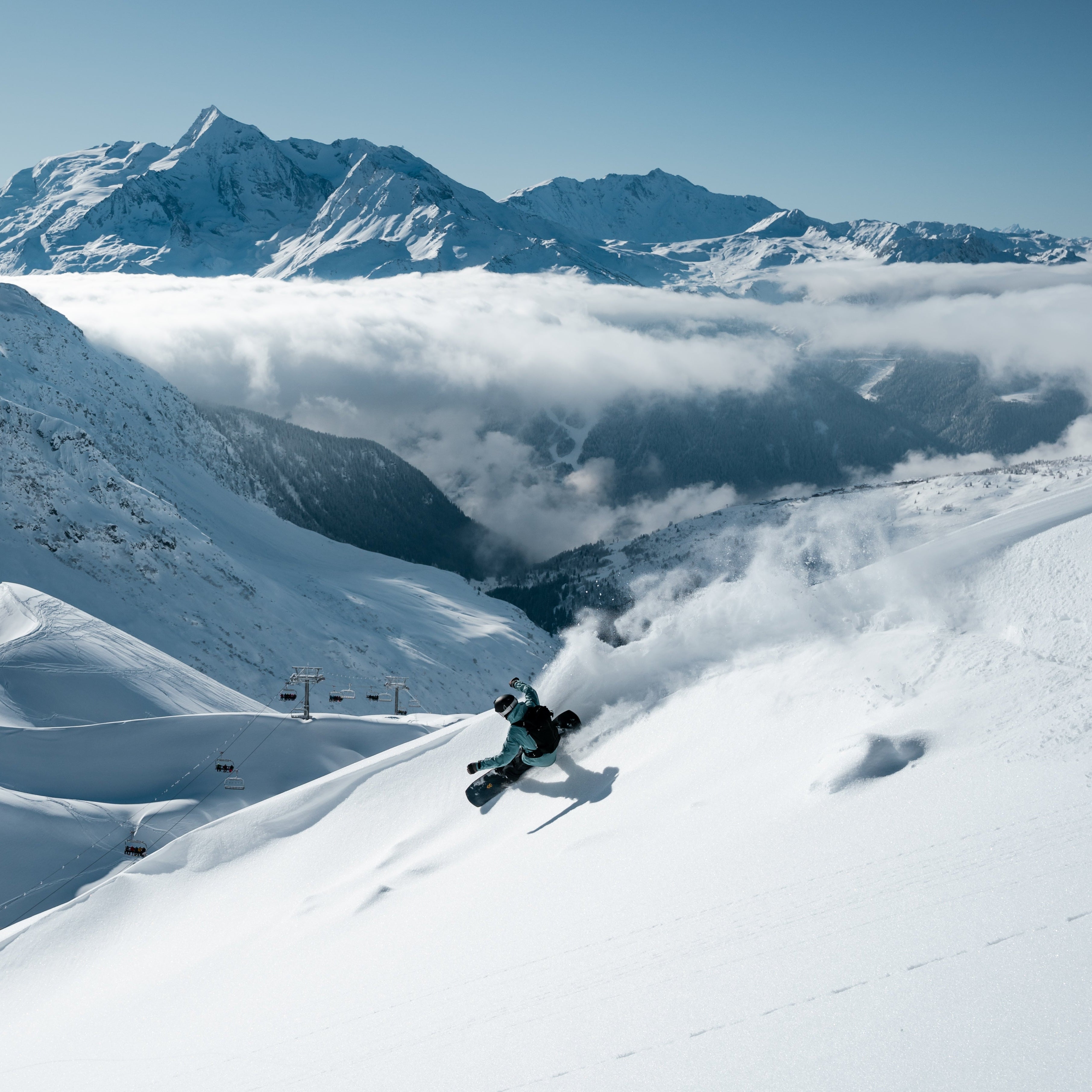 Borealis Artefact snowboard Clément Bochatay French Alps - Photo: Morgan Bodet