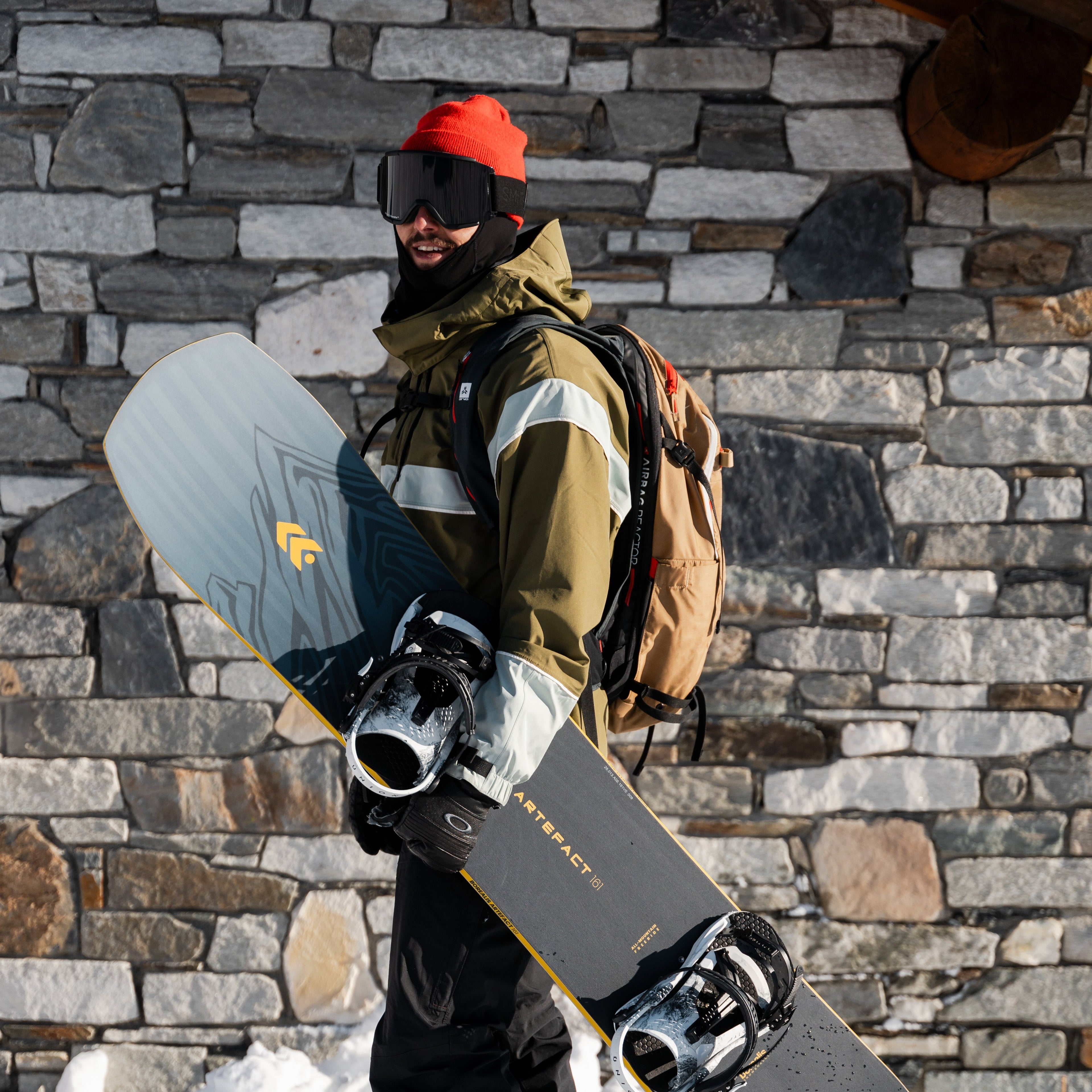 Borealis Artefact snowboard Tanguy Chaminade French Alps - Photo: Morgan Bodet