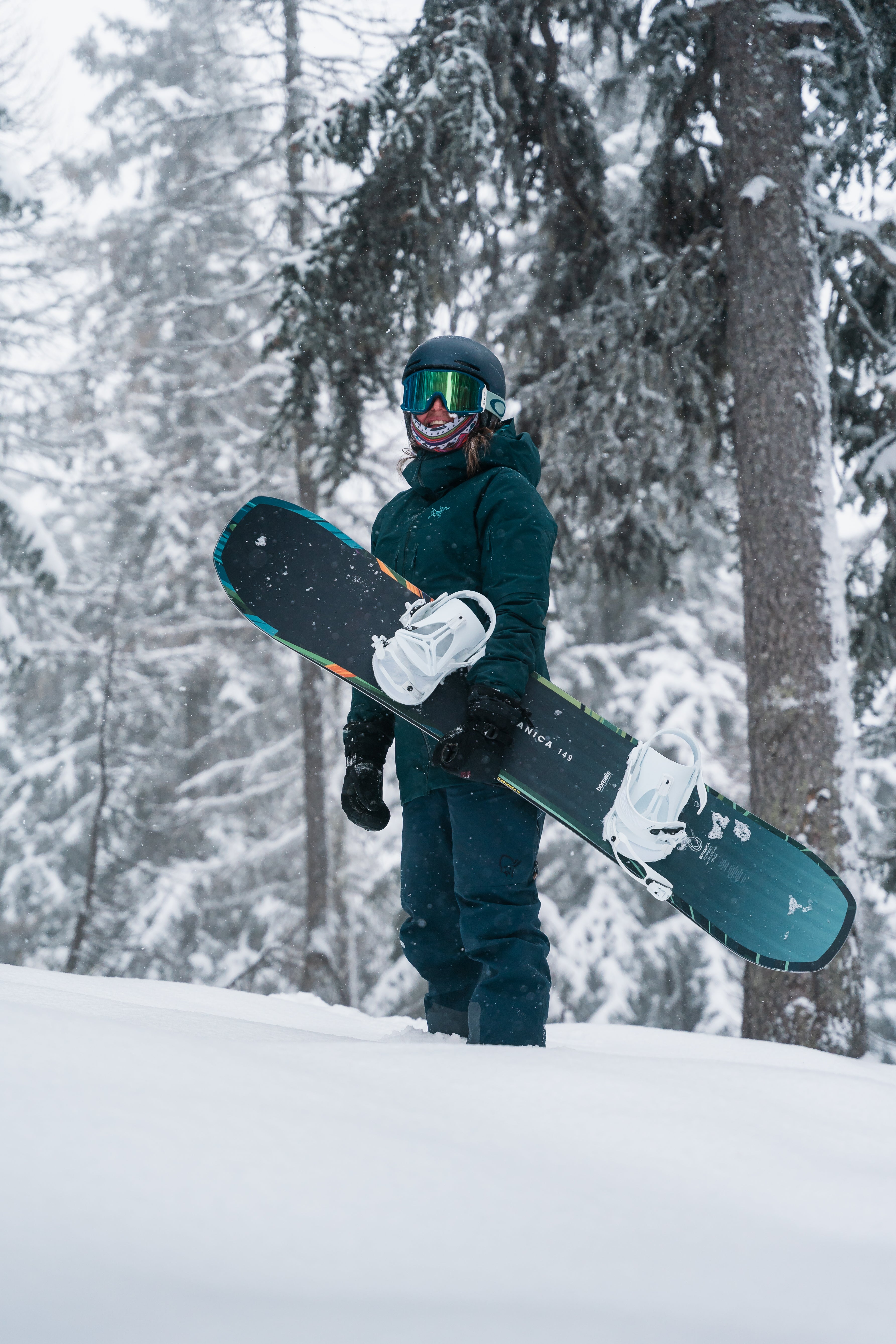 Borealis 2025 Botanica Snowboard