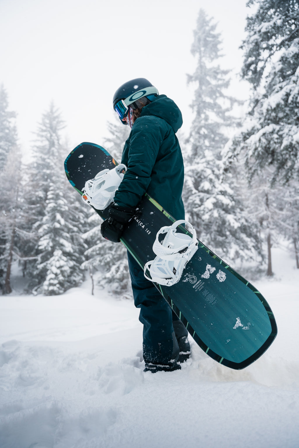 Borealis 2025 Botanica Snowboard
