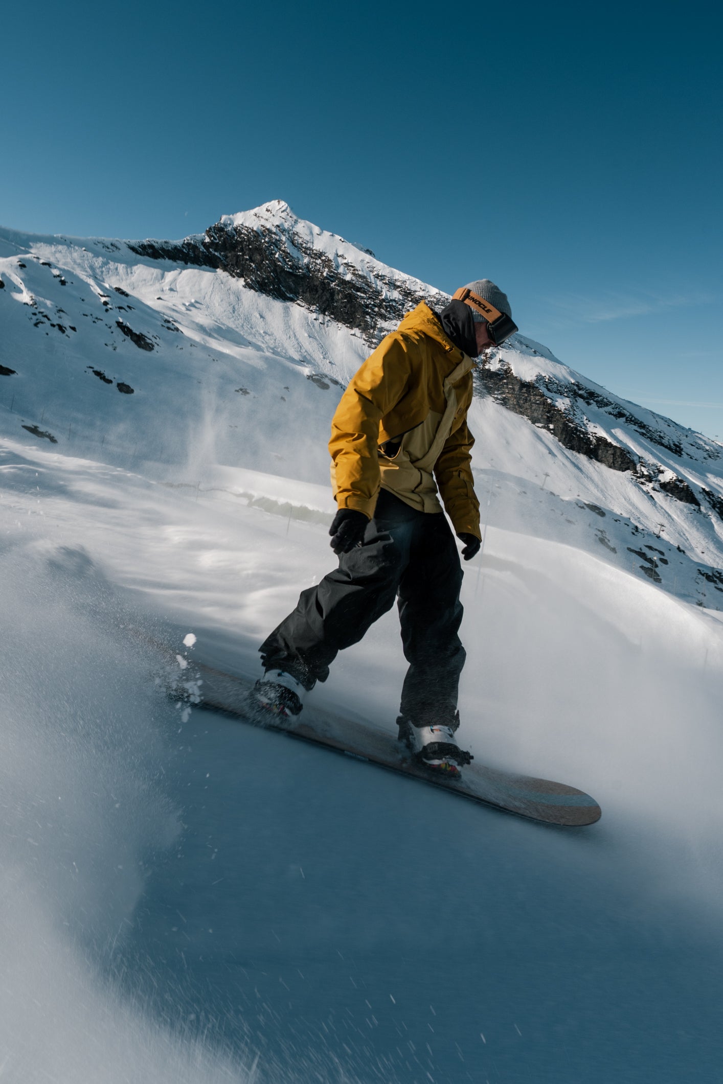 [PRE-ORDER] Borealis Tundra Snowboard