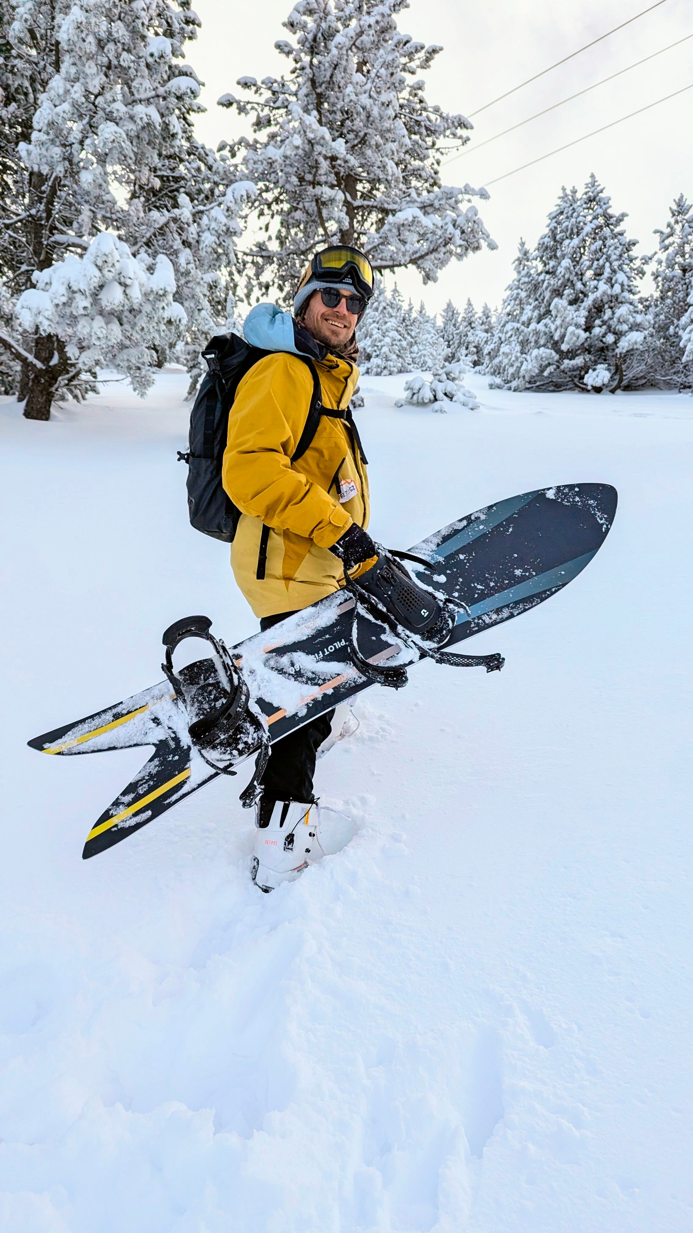 [PRE-ORDER] Borealis Pilot Fish Snowboard